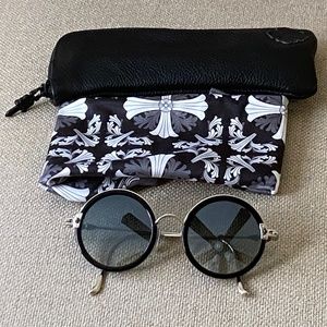 Authentic rare CHROME HEARTS sunglasses with cloth and leather bag